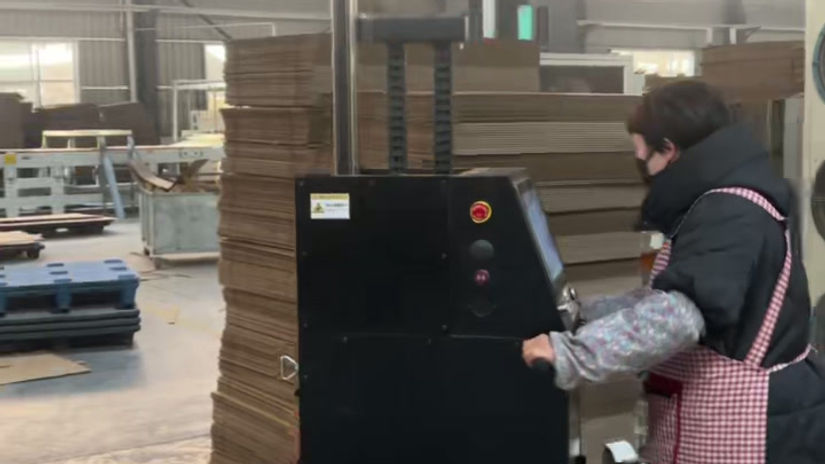 Corrugated Cardboard Counter Machine R105 | High Accuracy Sheet Counting